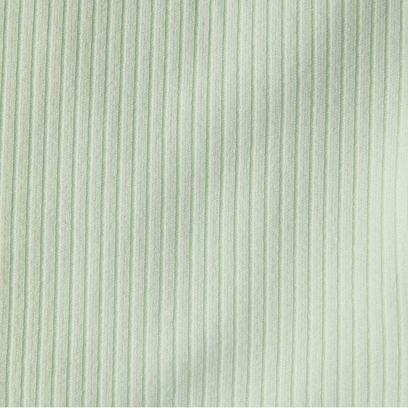 Lululemon Ribbed Softstreme High-Rise Short 2"
Kohlrabi Green - Picture 4 of 6